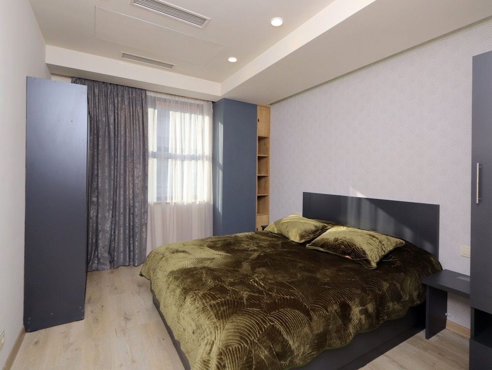 Aparthotel by Luxe Group KO16