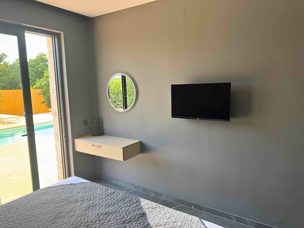 Panstel - Villa Aurora With Private Pool Jacuzzi