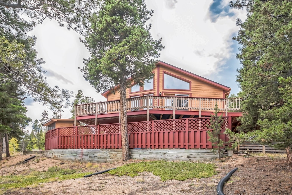 Relaxing Bailey Home 3 Bedroom Cabin