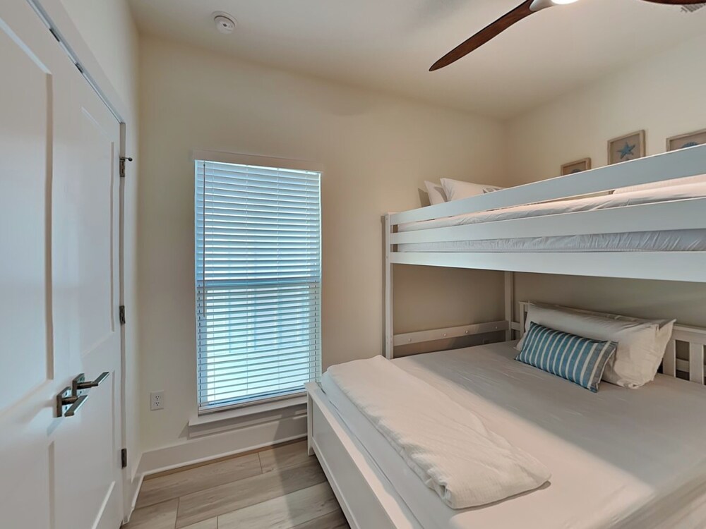 Yacht Harbor House by Southern Vacation Rentals