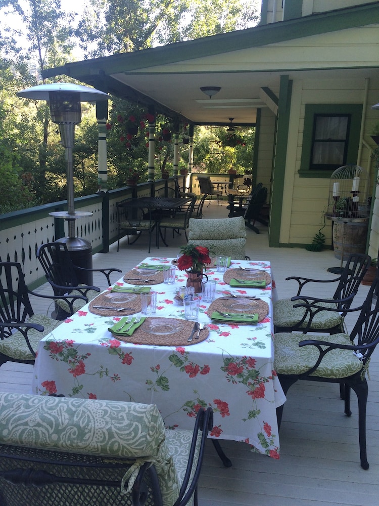 Santa Nella House