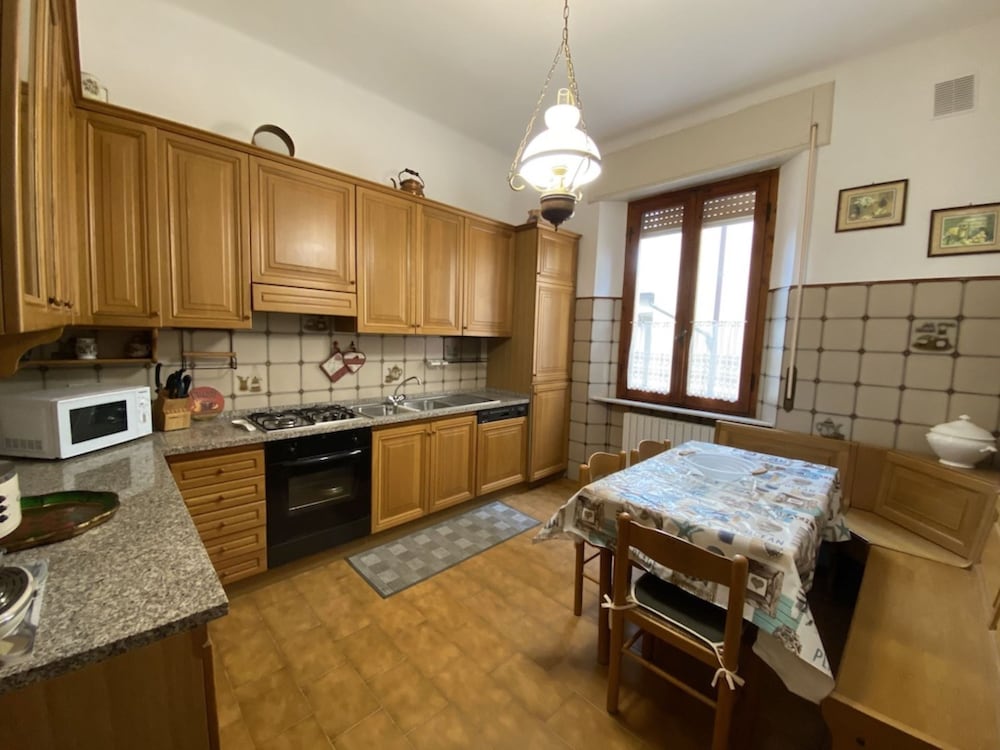 Four-room Apartment 6 Sleeps IN Princess Area-rif Came