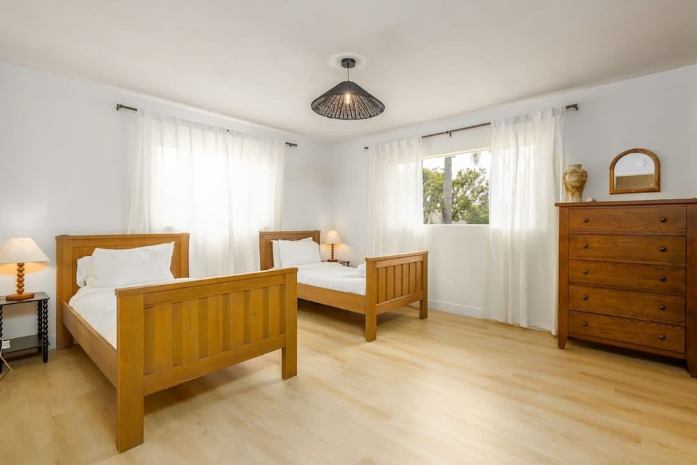 3bed Single Level Home