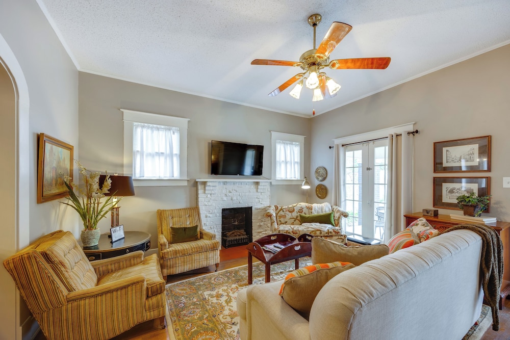 'hickory Hill House' < 1 Mi to Downtown Texarkana!