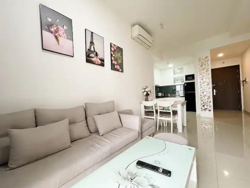 Sunrise City View Apartment