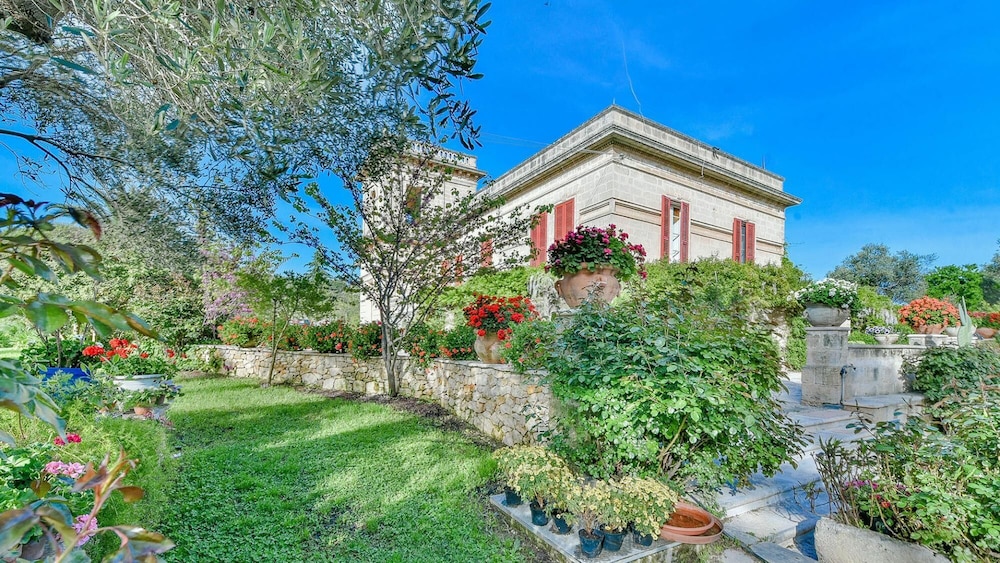 Villa dei Glicini 8 2 view 5