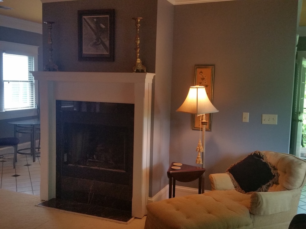 Spahn House Bed and Breakfast - Property Image 30