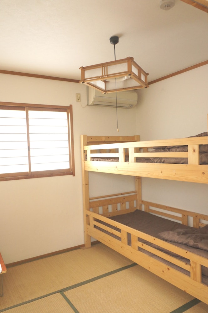 Osaka Tomato Hostel