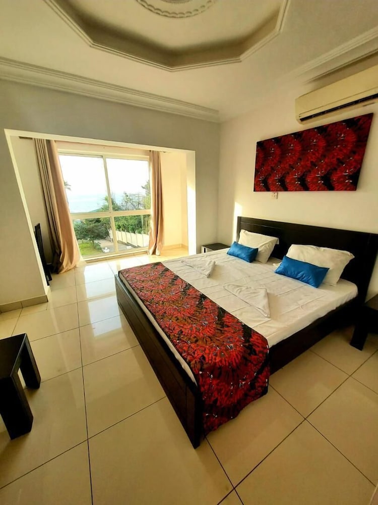 COMPANERO RESORT