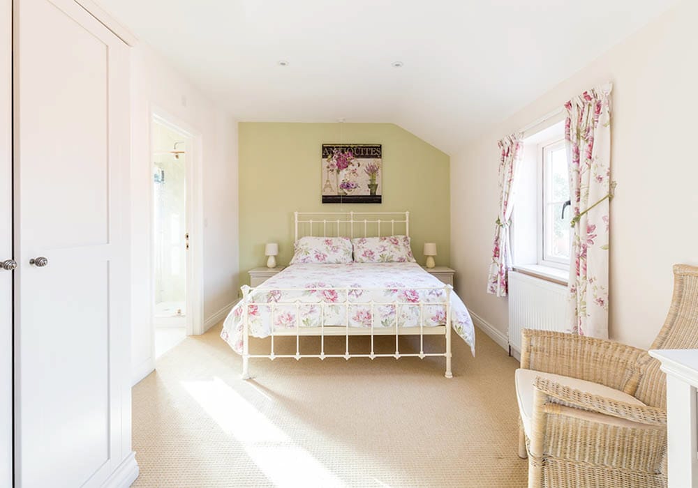 Damerons Farm Cottages view 3