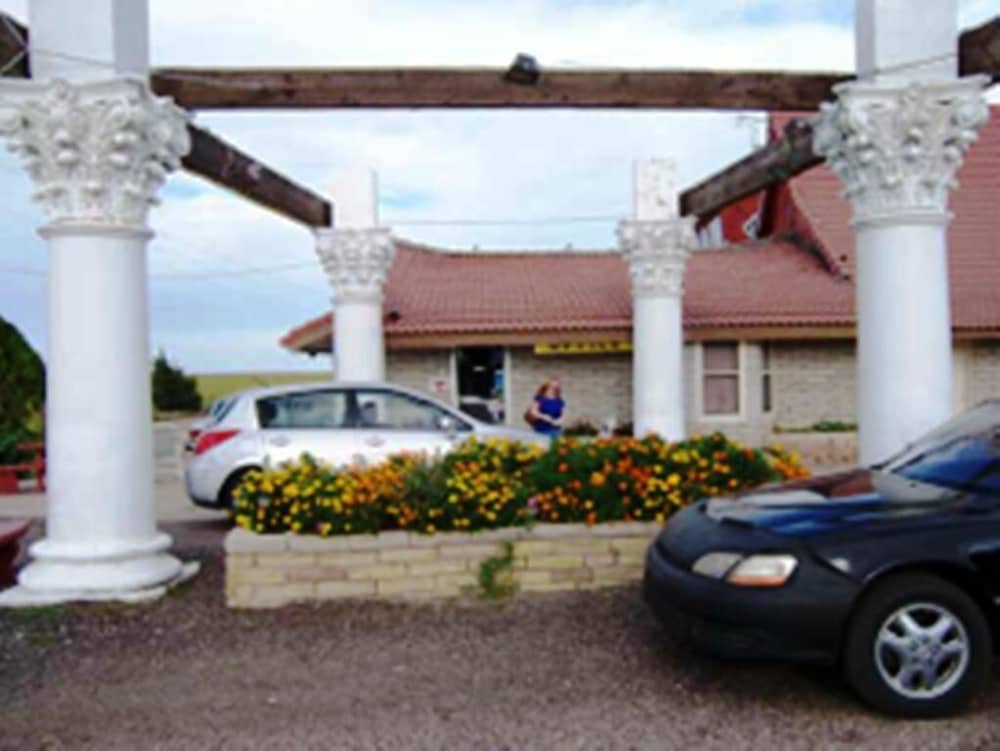 Nostalgic Stay Inn - Property Image 7