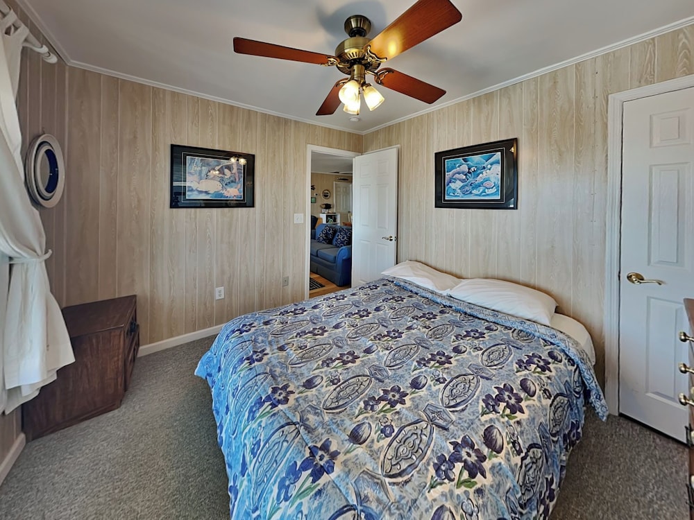 Loony Dunes by Topsail Realty