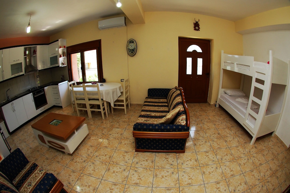 Vila Renato