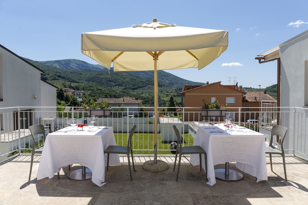 The Florence Hills Resort & Wellness