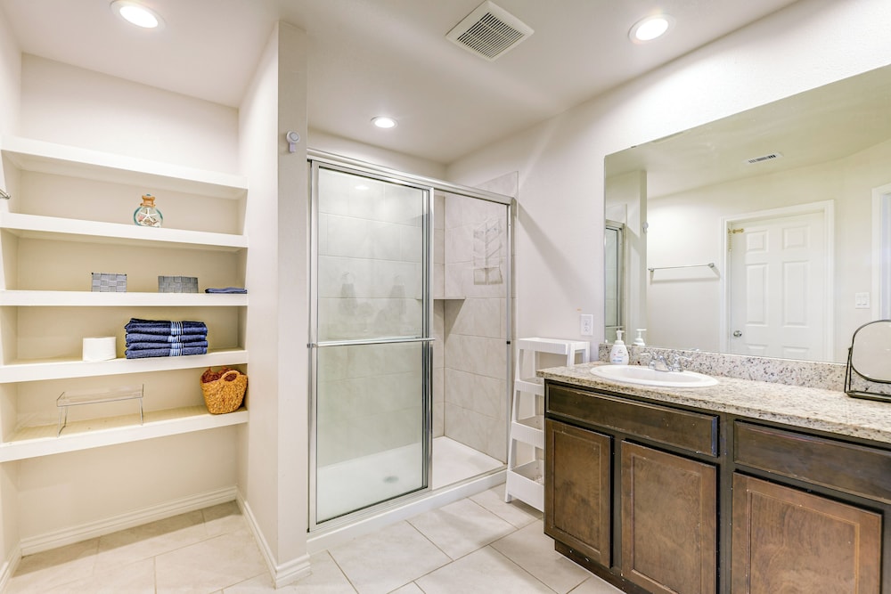 3 Mi to Marina: Pet-friendly Gem in Corpus Christi