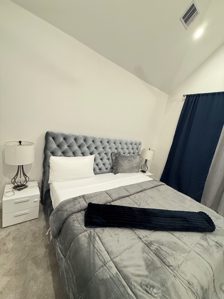 Luxury 3BR for Families Nurses and Group