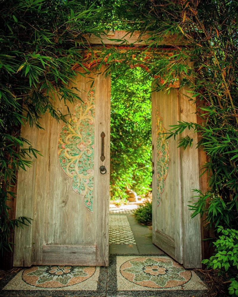 Jubri's Hideaway