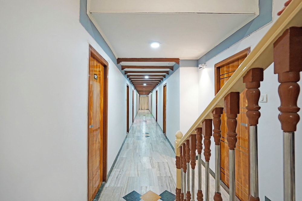 Fabhotel Bridge