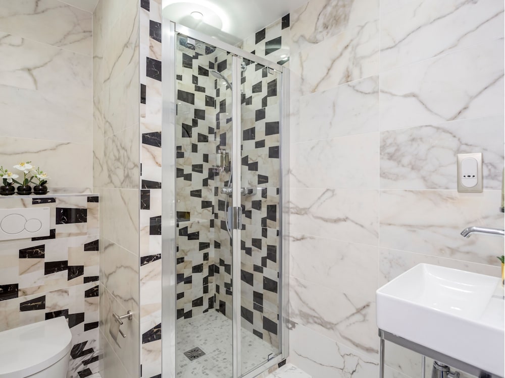 Merveil Luxury Suites - Marais - Martin I-II