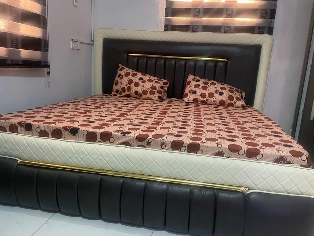 Muniz Global Apartments