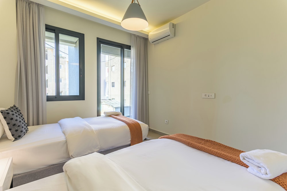 Achrafieh Gate - Modern 3-BR Apartments