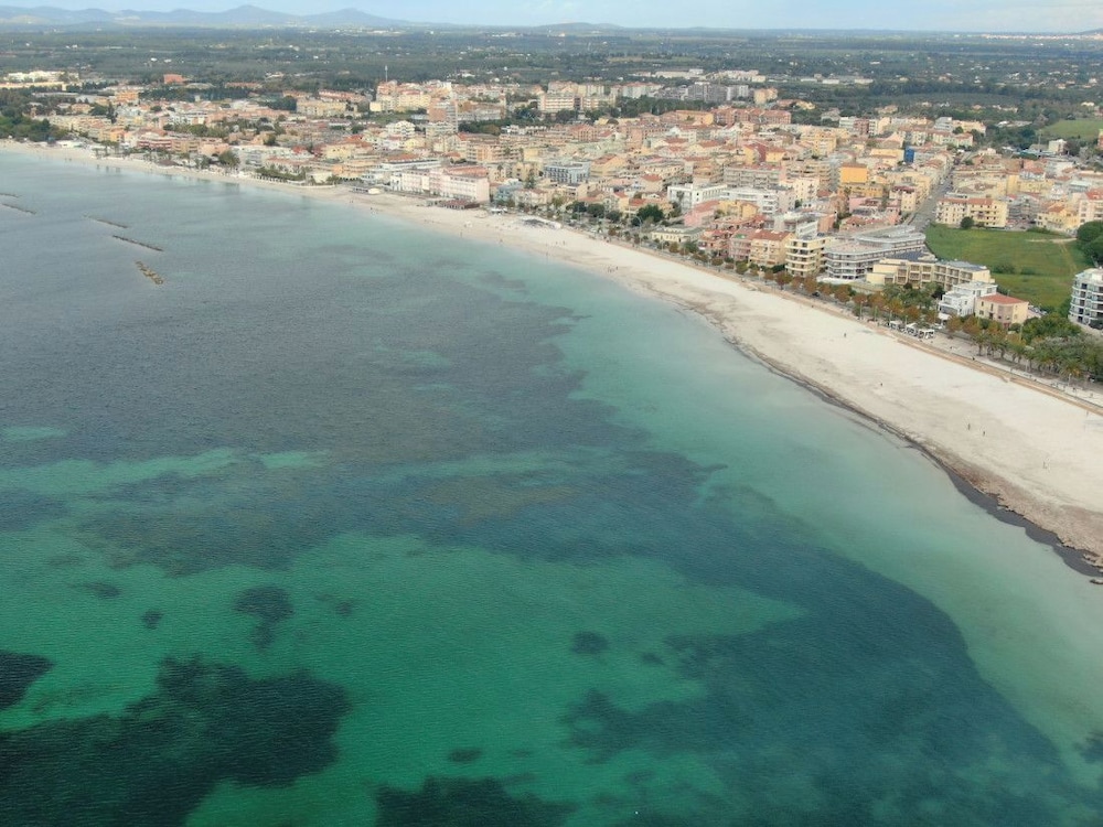 Modern Apartment for 4 Guests Near Alghero Beach