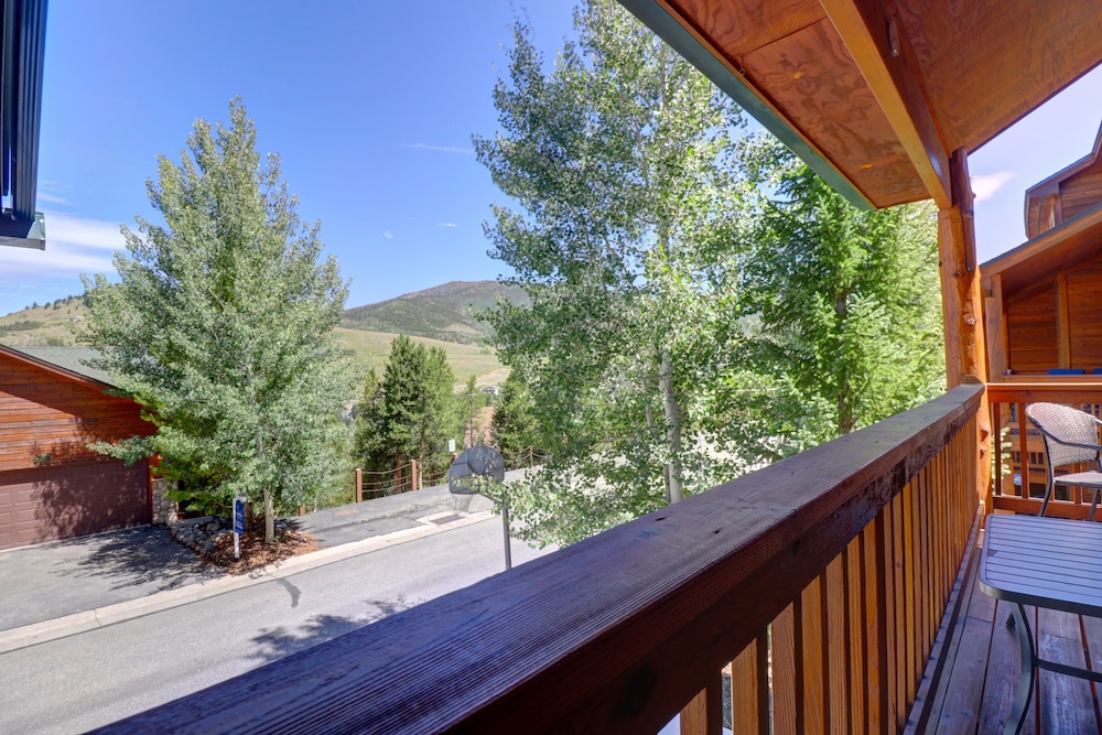 122 Lookout Ridge 2 Bedroom Townhouse