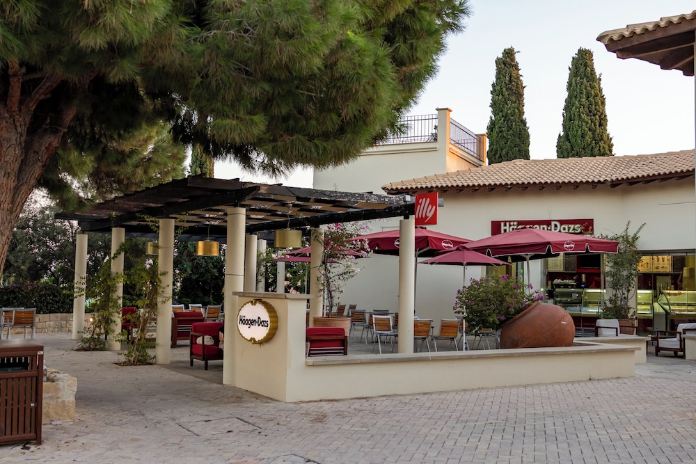 Hg07 Adjacent to Aphrodite Hills- Private Pool, Large Terrace