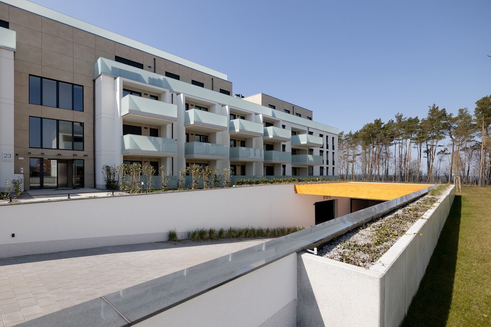 Platinium Apartments by Renters view 4