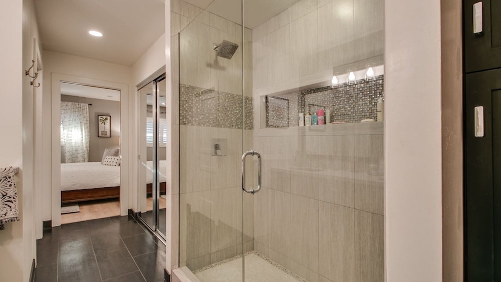 Relaxing 4 Bdrm Retreat in the Heart of Scottsdale