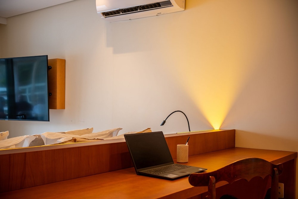 Angra - Mombaça | Mansão Espetacular Beira-Mar, 7 Suites - por Casapē Rio