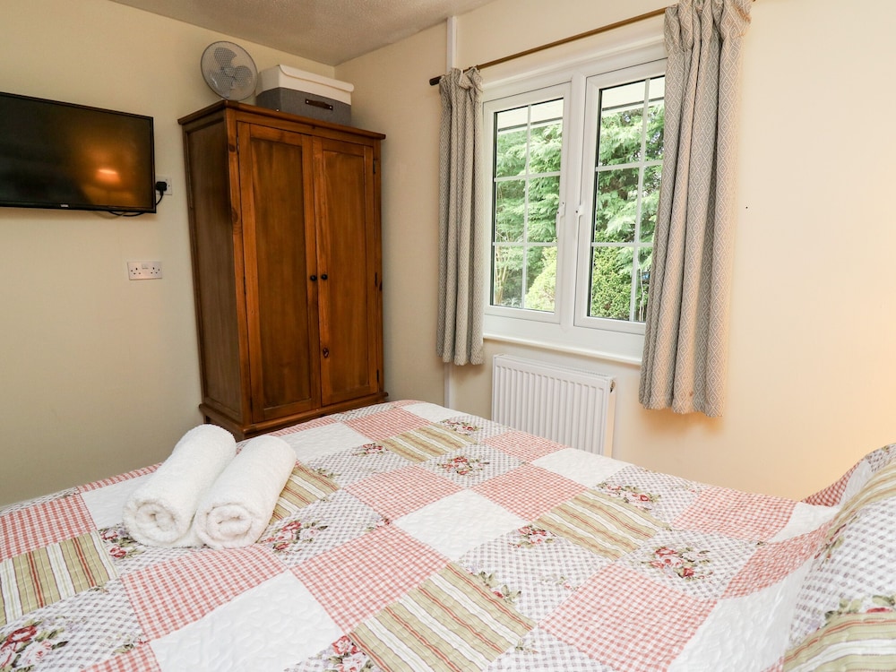Honeysuckle Cottage