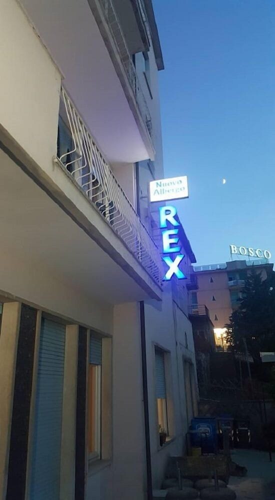 Nuovo Albergo Rex