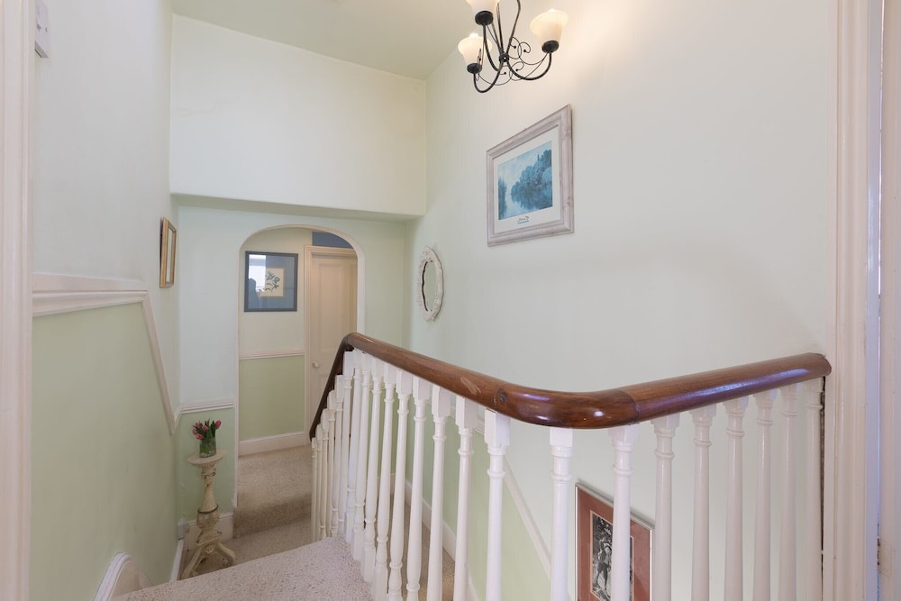 Glenside House