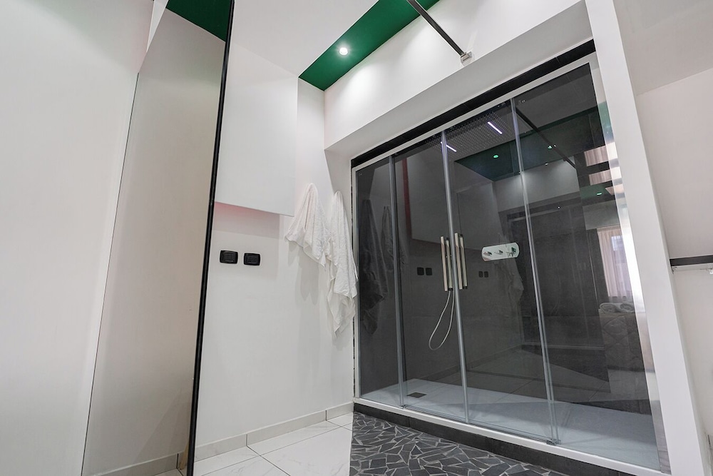 H. G. Boutique Toledo Napoli Centro by ClaPa Group Dislocated Hospitality