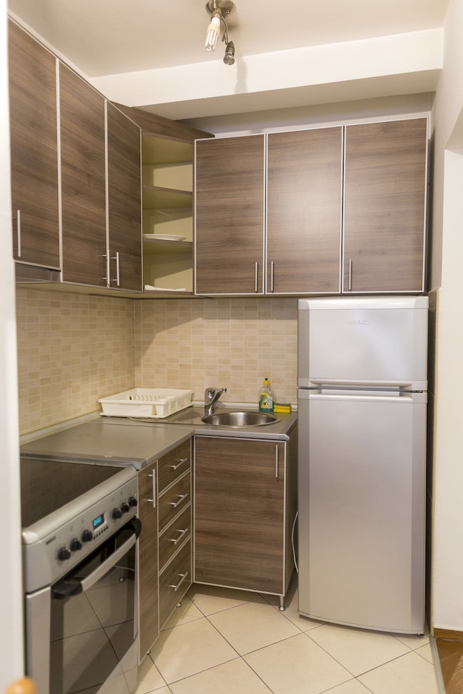 SMS Apartments