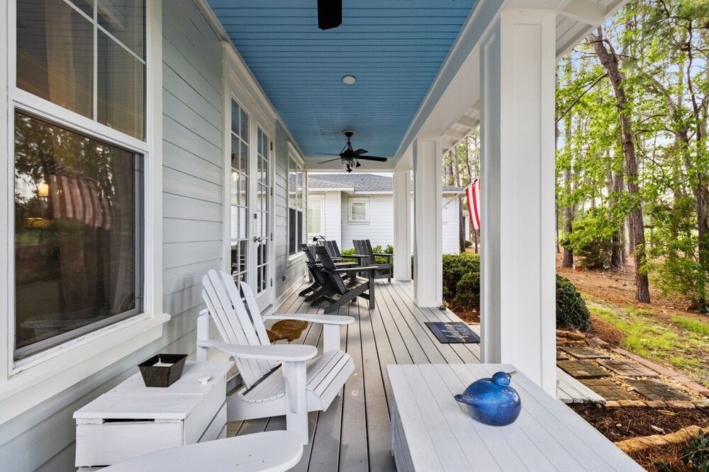 1366 Laurel Grove - 4 Br Home view 2