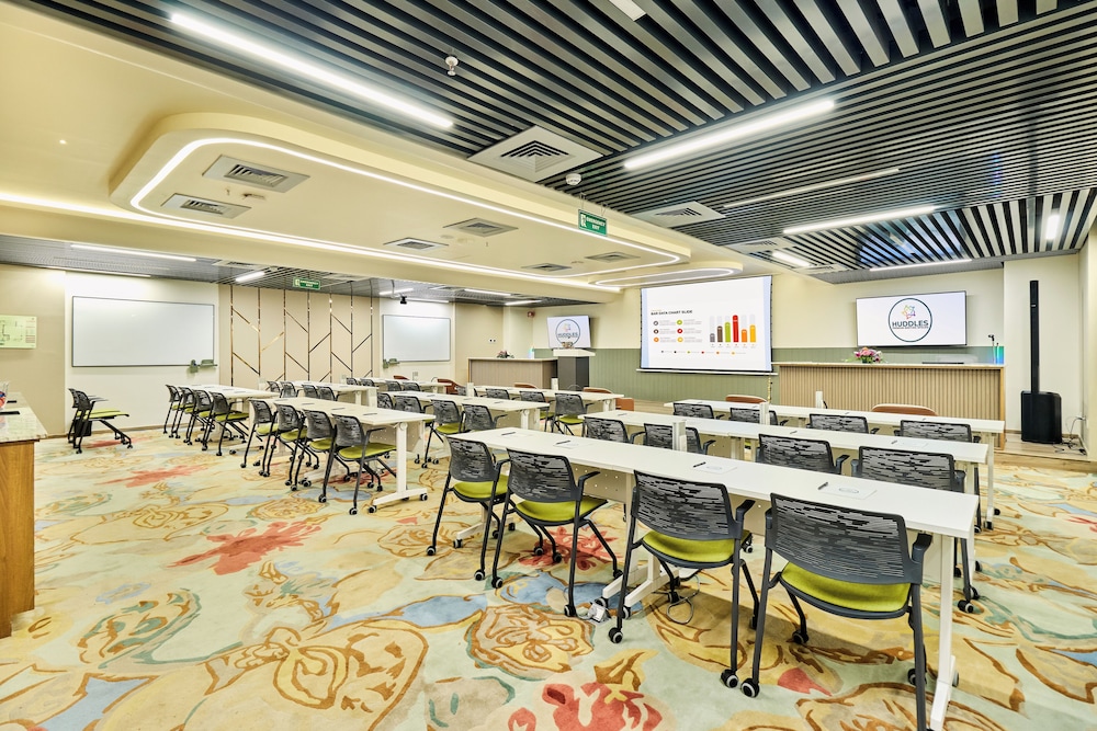 GoSavvy Executive Residences - Three Bedroom