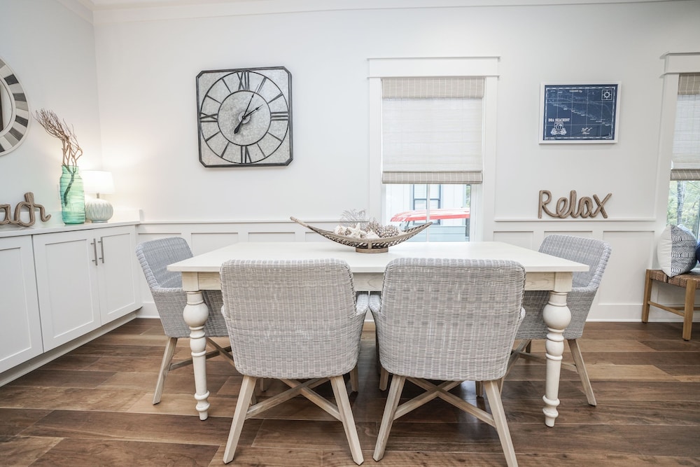 Magnolia Cottages by the Sea by Panhandle Getaways