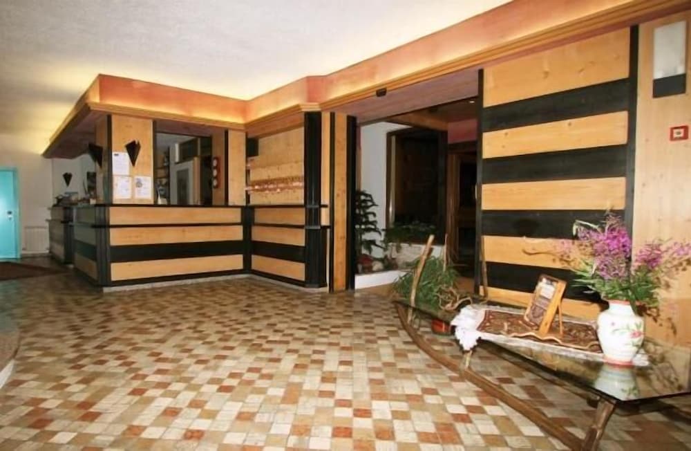 HOTEL VILLA ROSA