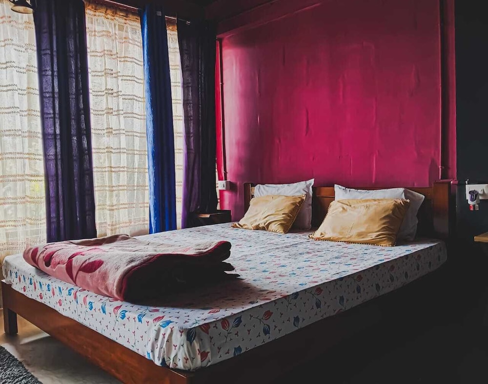 Babblers Inn By GRB