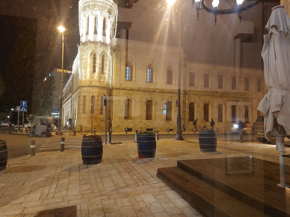 Photo 25