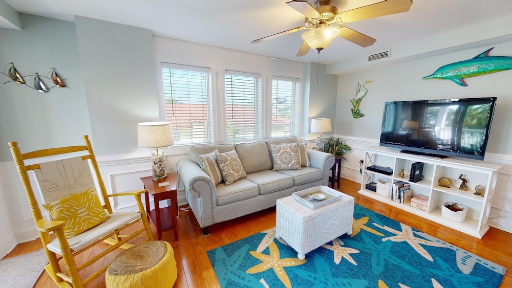 Captains Watch 2 by Tybee Vacation Rentals
