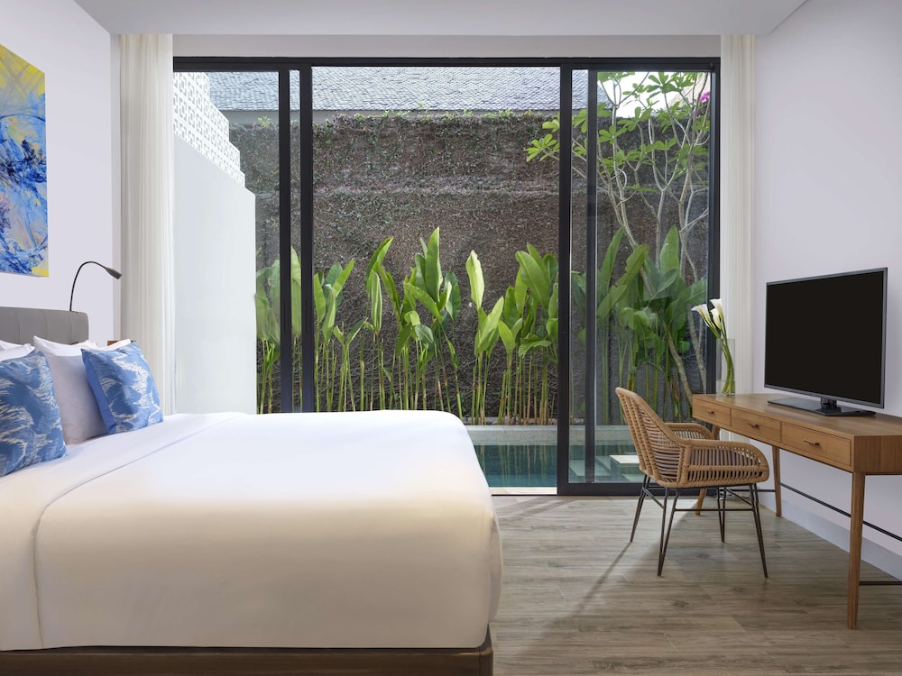 Avani Seminyak Resort Bali