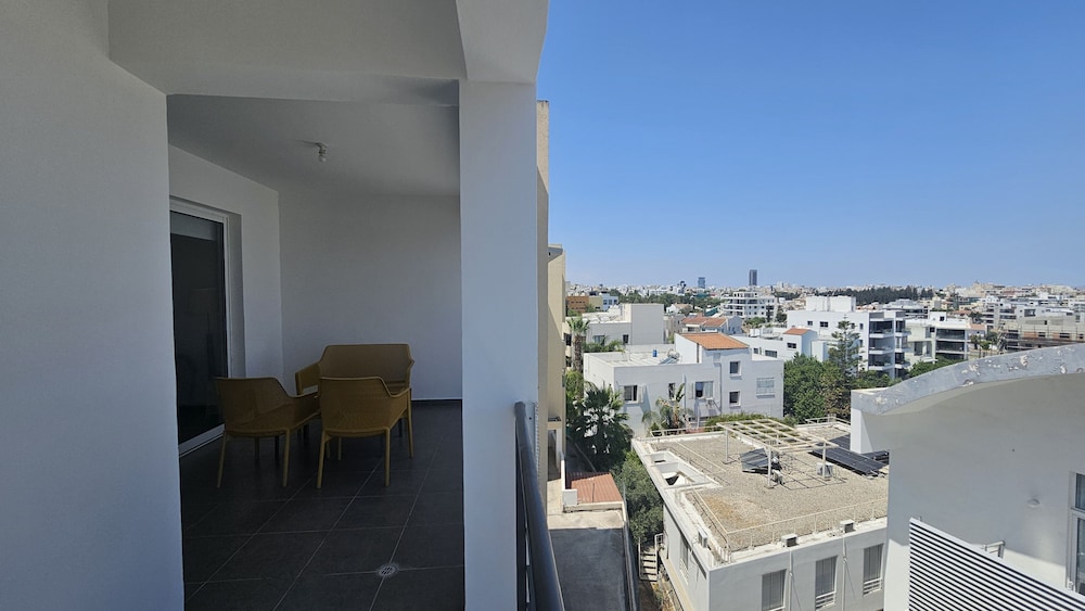 56 NIC - Stay Space View Apartment