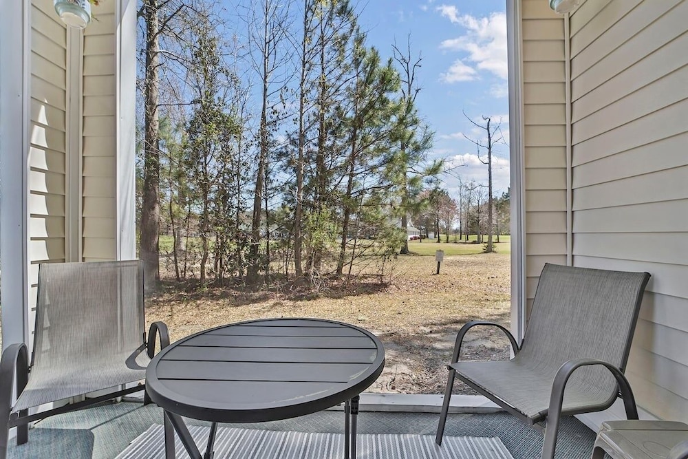 River Oaks 57b 2 Bedroom Condo