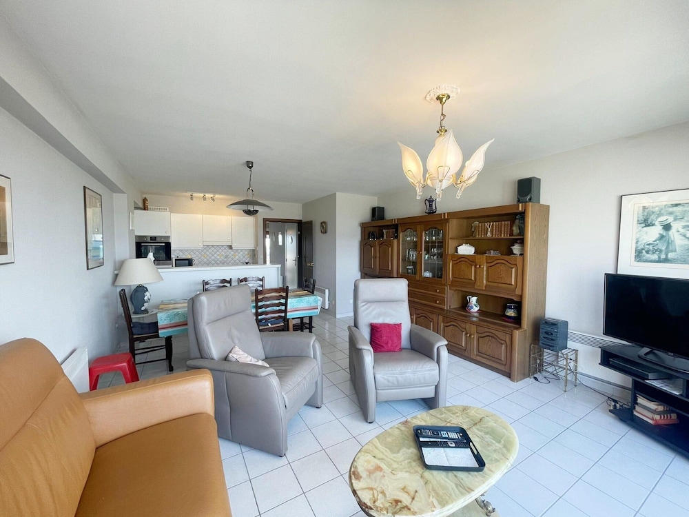 Apartment Near Epernay Square
