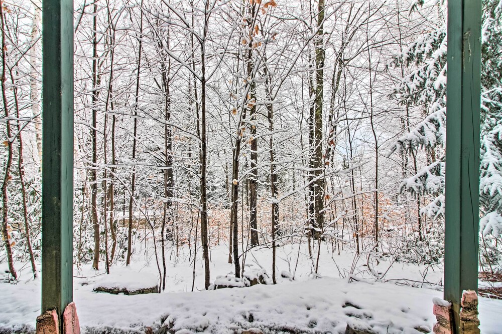 Ludlow Vacations - Ludlow Vacation Rental - Steps to Ski Lift! - Property Image 2