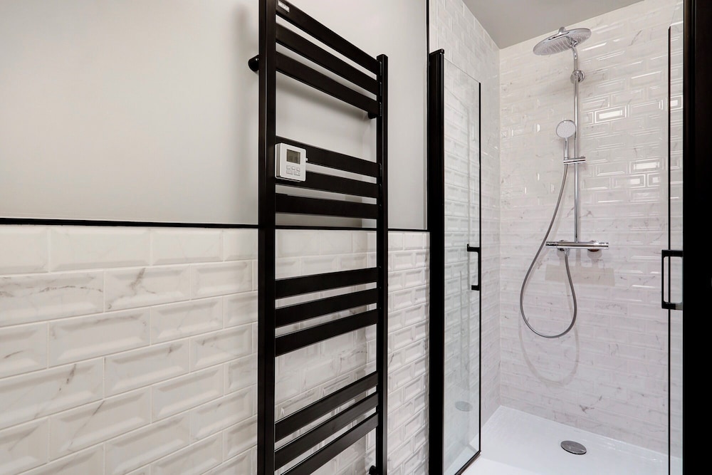 North Paris Suite