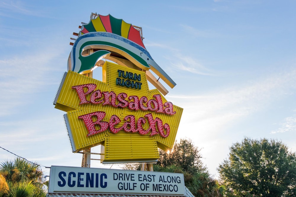 Baywatch F9